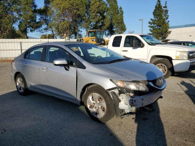 Photo 4 from auction – 2015 HONDA CIVIC LX with VIN 19XFB2F54FE201788