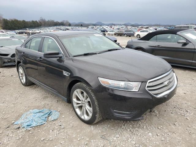 Photo 4 from auction – 2013 FORD TAURUS SEL with VIN 1FAHP2E86DG209397