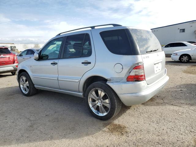 Photo 2 from auction – 2000 MERCEDES-BENZ ML 320 with VIN 4JGAB54E6YA193547