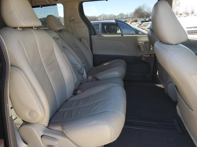 Photo 11 from auction – 2011 TOYOTA SIENNA XLE with VIN 5TDYK3DCXBS020341