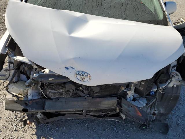 Photo 12 from auction – 2011 TOYOTA SIENNA XLE with VIN 5TDYK3DC5BS073559