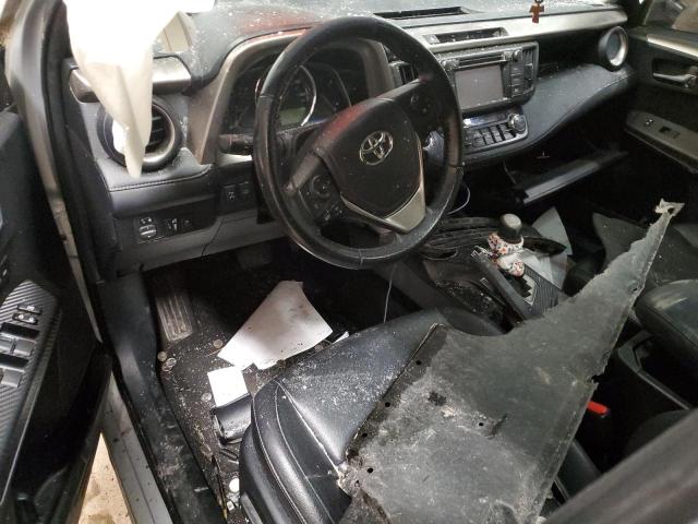 Photo 8 from auction – 2015 TOYOTA RAV4 LIMIT with VIN JTMDFREV3FD164532
