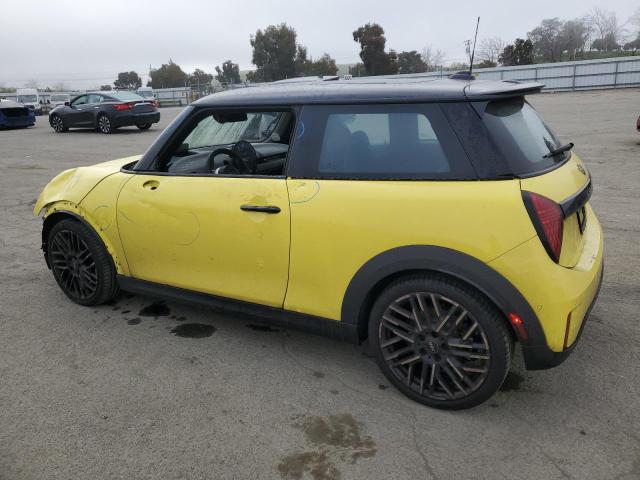Снимка 2 от търг – 2025 MINI COOPER S с VIN WMW23GD05S2W31480