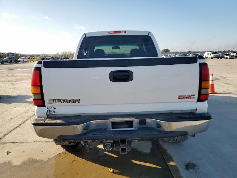 Photo 6 from auction – 2004 GMC NEW SIERRA with VIN 2GTEK13T641291805