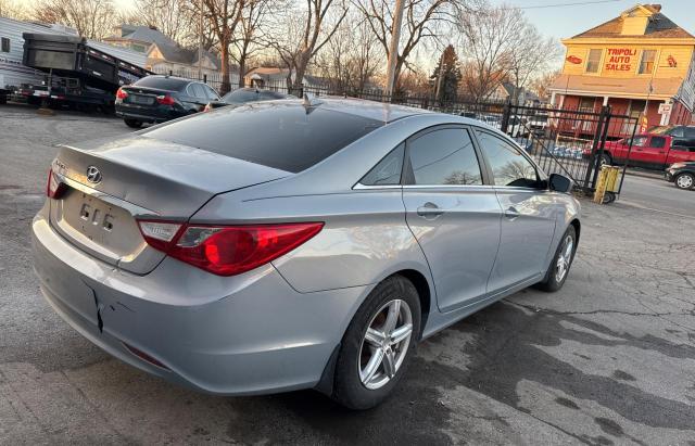 Photo 4 from auction – 2011 HYUNDAI SONATA GLS with VIN 5NPEB4AC0BH100461