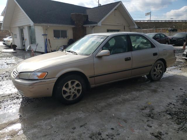 TOYOTA CAMERY 1997 with VIN 4T1BF22K3VU012298 - Photo from auction