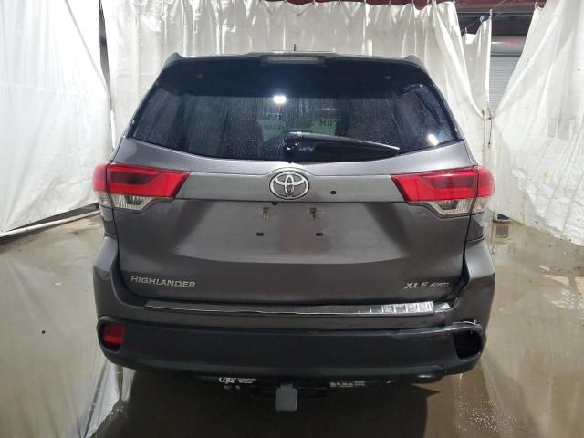 Photo 6 from auction – 2018 TOYOTA HIGHLANDER with VIN 5TDJZRFH3JS543501