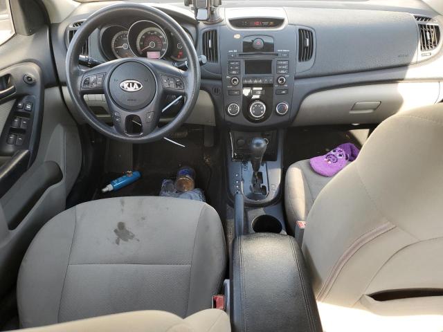 Zdjęcie 8 z aukcji – 2010 KIA FORTE EX z VIN KNAFU4A24A5183281