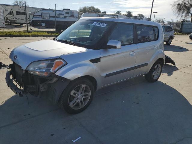 KIA SOUL + 2010 with VIN KNDJT2A26A7059652 - Photo from auction