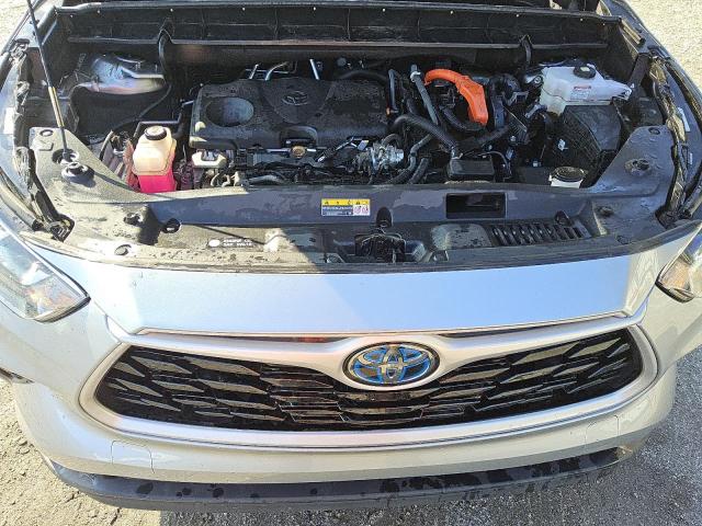 Photo 12 from auction – 2022 TOYOTA HIGHLANDER with VIN 5TDGBRCH2NS561089