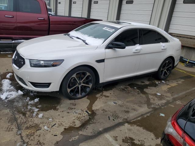 FORD TAURUS SHO 2015 with VIN 1FAHP2KT1FG131638 - Photo from auction