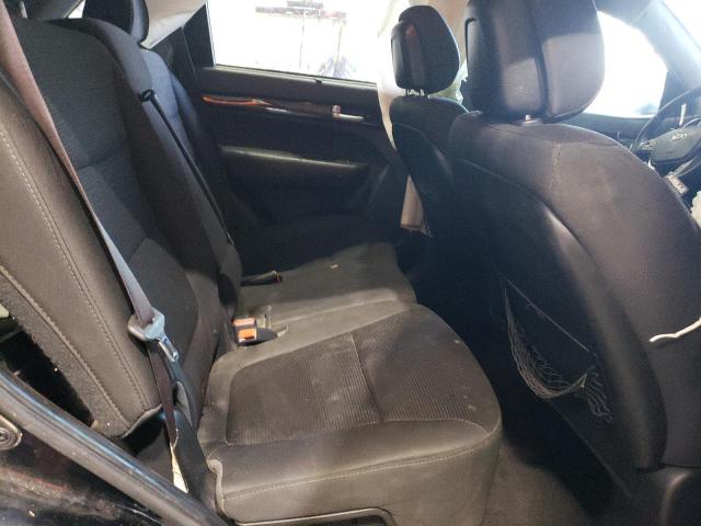 Photo 11 from auction – 2015 KIA SORENTO LX with VIN 5XYKT3A65FG564301