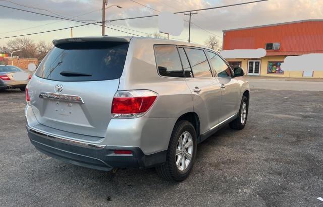 Photo 4 from auction – 2011 TOYOTA HIGHLANDER with VIN 5TDZK3EH2BS041568