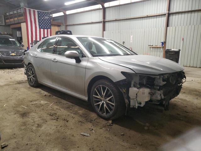 Photo 4 from auction – 2022 TOYOTA CAMRY XLE with VIN 4T1F31AK2NU041183