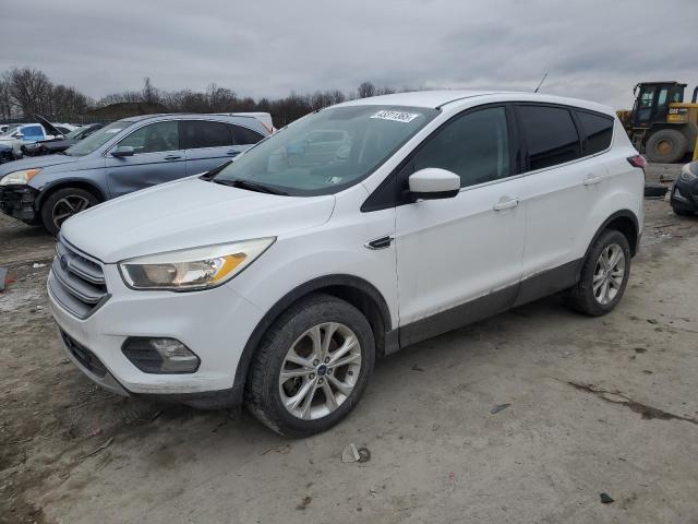 Photo 1 from auction – 2017 FORD ESCAPE SE with VIN 1FMCU9G9XHUB67153