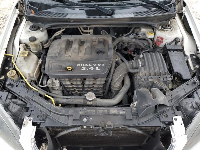 Photo 11 from auction – 2013 CHRYSLER 200 TOURIN with VIN 1C3CCBBB2DN654834