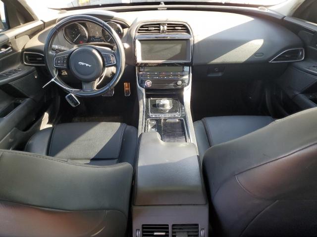 Photo 8 from auction – 2019 JAGUAR XE with VIN SAJAR4FXXKCP48344