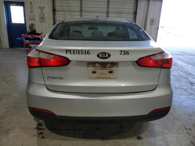 Photo 6 from auction – 2015 KIA FORTE LX with VIN KNAFX4A60F5256129
