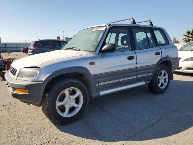 TOYOTA RAV4 1997 with VIN JT3GP10V5V7012207 - Photo from auction