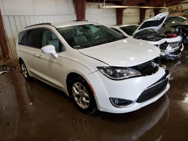 Photo 4 from auction – 2017 CHRYSLER PACIFICA T with VIN 2C4RC1EG1HR541988