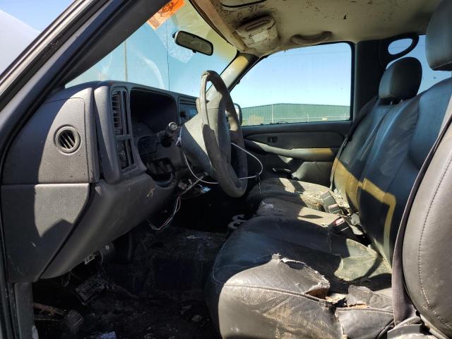 Photo 7 from auction – 2003 CHEVROLET SILVERADO with VIN 1GCHC23U03F179064