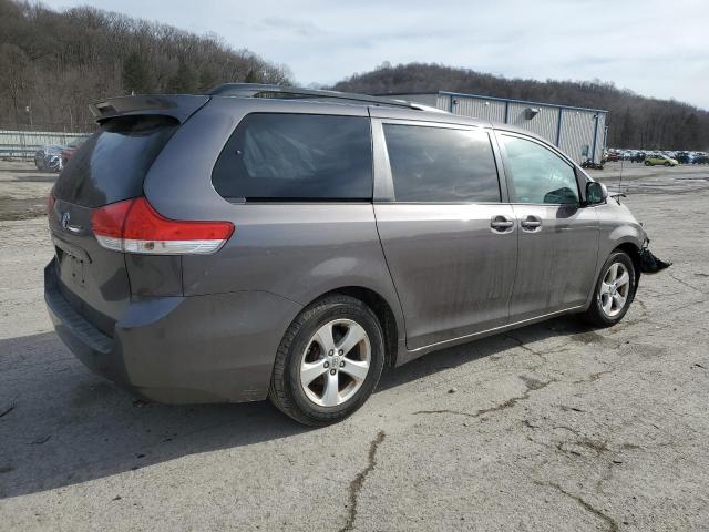 Photo 3 from auction – 2013 TOYOTA SIENNA LE with VIN 5TDKK3DC5DS385003