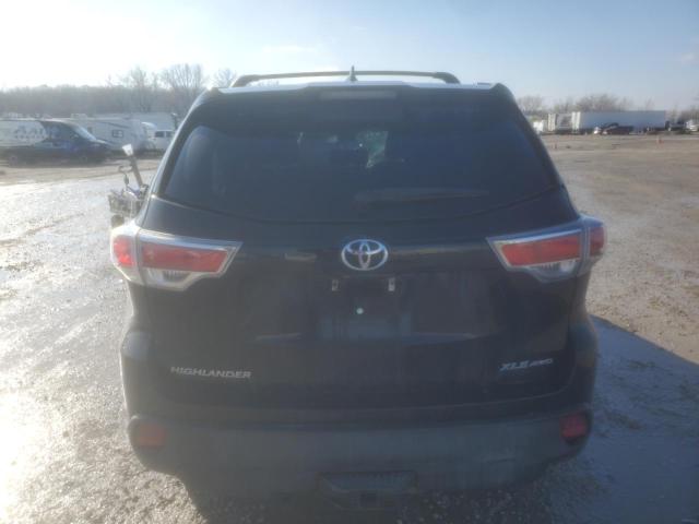 Фото 6 с аукциона – 2015 TOYOTA HIGHLANDER с VIN 5TDJKRFH4FS129770