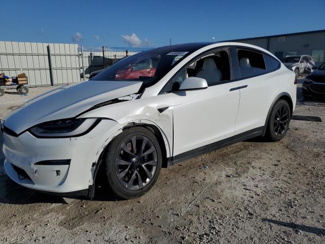 TESLA MODEL X 2022 with VIN 7SAXCBE53NF359599 - Photo from auction