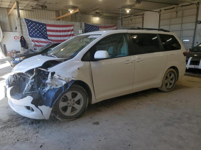 TOYOTA SIENNA LE 2017 with VIN 5TDKZ3DC6HS860045 - Photo from auction