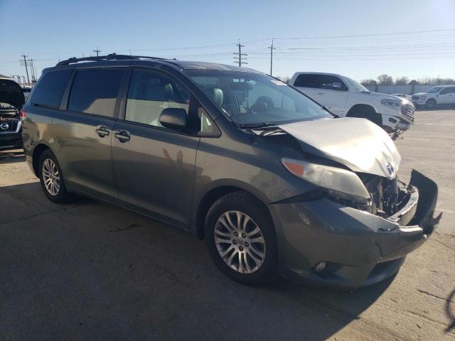 Photo 4 from auction – 2012 TOYOTA SIENNA XLE with VIN 5TDYK3DC3CS247369