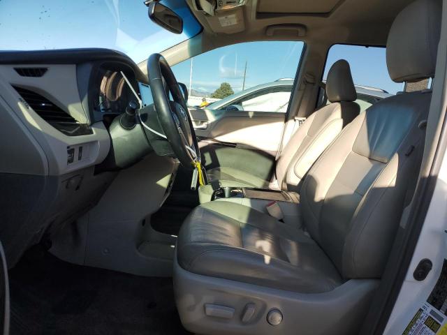 Photo 7 from auction – 2017 TOYOTA SIENNA XLE with VIN 5TDYZ3DC0HS828573