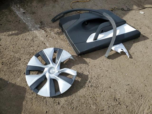 Photo 12 from auction – 2022 TESLA MODEL Y with VIN 7SAYGDEE0NF513769