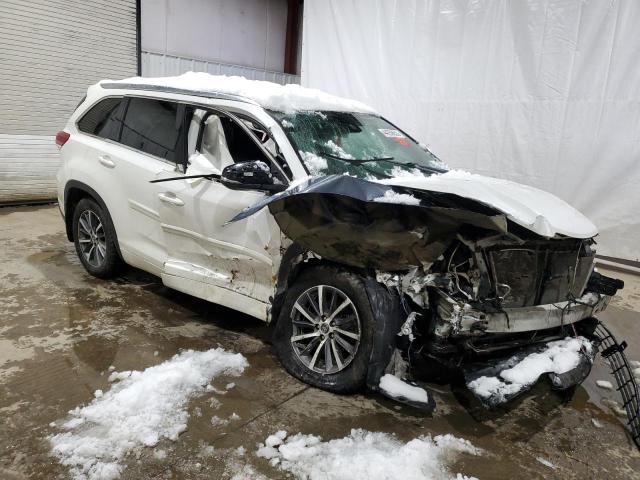 Foto 4 de la subasta – 2018 TOYOTA HIGHLANDER con VIN 5TDJZRFH8JS894016