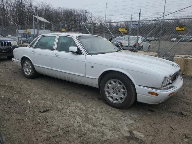 Photo 4 from auction – 1998 JAGUAR XJ8 with VIN SAJHX1247WC841164