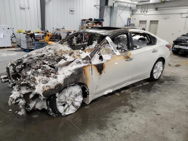 NISSAN ALTIMA 2.5 2015 with VIN 1N4AL3AP1FN383697 - Photo from auction