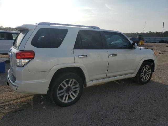 Photo 3 from auction – 2010 TOYOTA 4RUNNER SR with VIN JTEZU5JR4A5005935