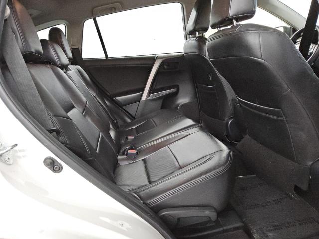 Photo 11 from auction – 2017 TOYOTA RAV4 LE with VIN JTMZFREV5HJ130019