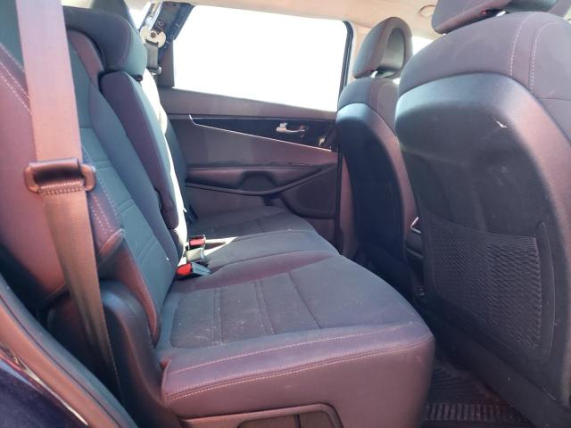 Photo 11 from auction – 2016 KIA SORENTO LX with VIN 5XYPG4A31GG045110