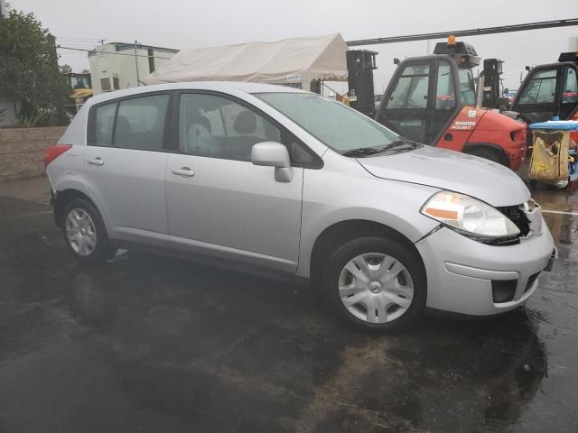 Снимка 4 от търг – 2011 NISSAN VERSA S с VIN 3N1BC1CP2BL495714