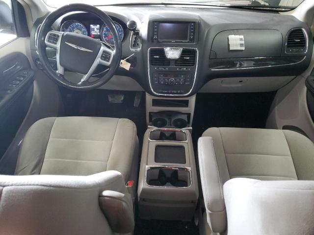 Photo 8 from auction – 2012 CHRYSLER TOWN & COU with VIN 2C4RC1BG5CR117730