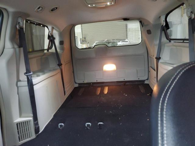 Photo 10 from auction – 2015 CHRYSLER TOWN & COU with VIN 2C4RC1BG8FR582555