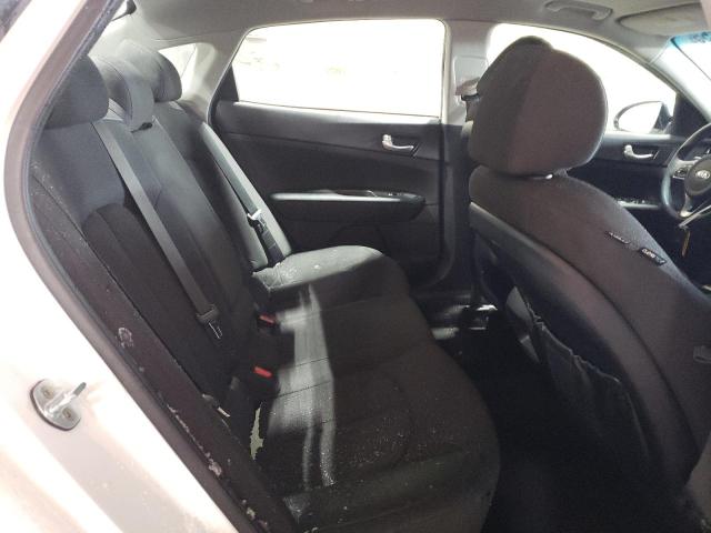 Photo 10 from auction – 2016 KIA OPTIMA LX with VIN 5XXGT4L36GG056844