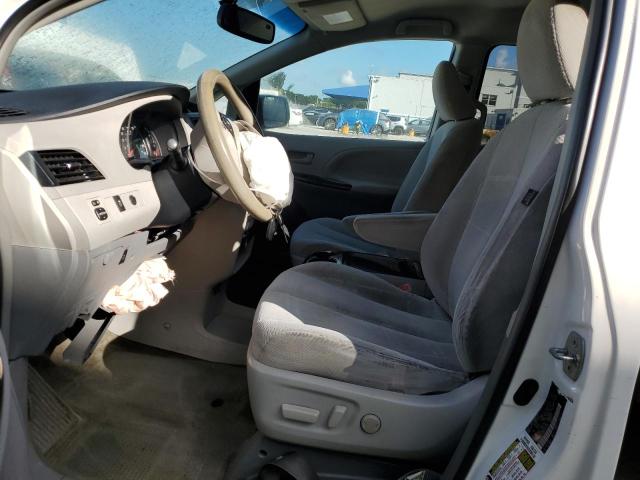 Photo 7 from auction – 2013 TOYOTA SIENNA LE with VIN 5TDKK3DC7DS303580