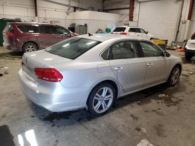 Photo 3 from auction – 2014 VOLKSWAGEN PASSAT SE with VIN 1VWBP7A3XEC001570
