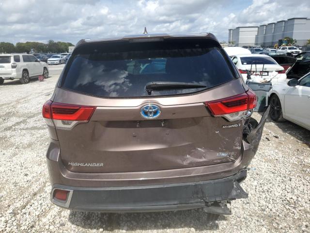Photo 6 from auction – 2017 TOYOTA HIGHLANDER with VIN 5TDDGRFH0HS022667