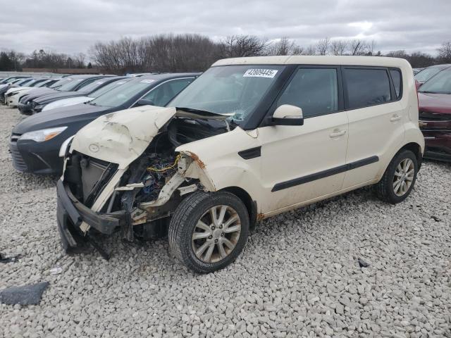 KIA SOUL + 2013 with VIN KNDJT2A63D7553815 - Photo from auction