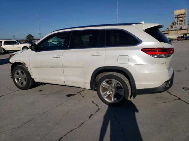 Photo 2 from auction – 2018 TOYOTA HIGHLANDER with VIN 5TDYZRFH6JS241019