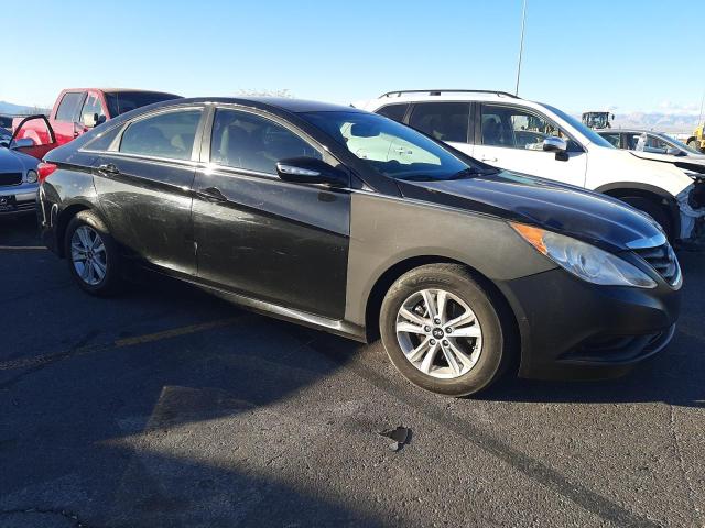 Photo 4 from auction – 2014 HYUNDAI SONATA GLS with VIN 5NPEB4AC1EH815415