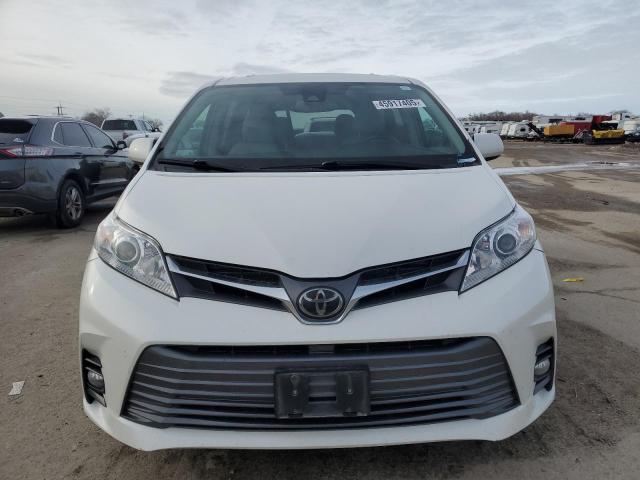 Photo 5 from auction – 2018 TOYOTA SIENNA XLE with VIN 5TDDZ3DC7JS198250