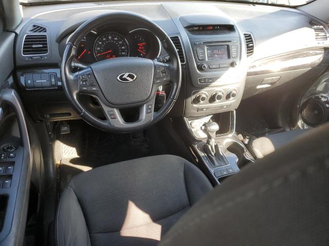 Photo 8 from auction – 2015 KIA SORENTO LX with VIN 5XYKT4A60FG644417